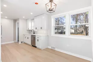 102 W Potomac Ave, Lombard, IL 60148 - Photo 11