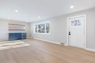 102 W Potomac Ave, Lombard, IL 60148 - Photo 7