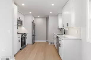 102 W Potomac Ave, Lombard, IL 60148 - Photo 13