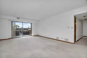 1420 Woodbridge Rd, Joliet, IL 60436 - Photo 5