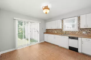 255 Irving Blvd, Chicago Heights, IL 60411 - Photo 13