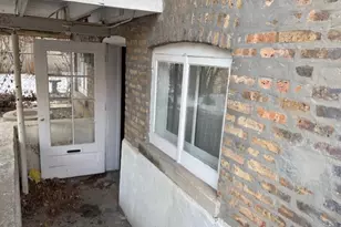 5847 N Magnolia Ave, Chicago, IL 60660 - Photo 23