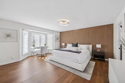 165 Briarwood North, Oak Brook, IL 60523 - Photo 13