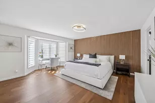 165 Briarwood N, Oak Brook, IL 60523 - Photo 13