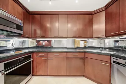 401 E Ontario Street #4206, Chicago, IL 60611 - Photo 25