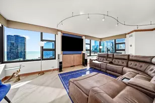 401 E Ontario St, Chicago, IL 60611 - Photo 9