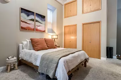 [Address not provided], Chicago, IL 60657 - Photo 11