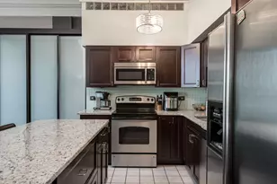 [Address not provided], Chicago, IL 60657 - Photo 21