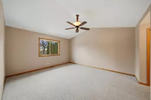 500 Countryside Ln, Dixon, IL 61021 - Photo 23