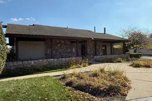 310 Oak Meadow Ct, Schaumburg, IL 60193 - Photo 17
