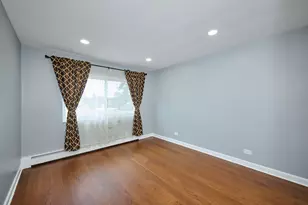 6800 N California Ave, Chicago, IL 60645 - Photo 17