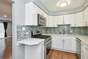 6800 N California Ave, Chicago, IL 60645 - Photo 7