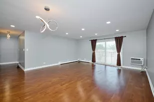 6800 N California Ave, Chicago, IL 60645 - Photo 3