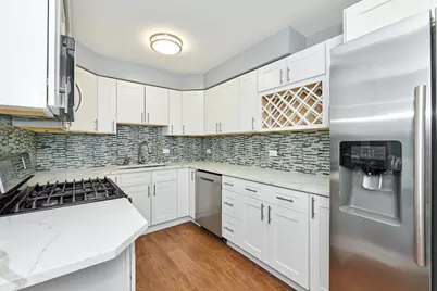 6800 N California Avenue #3S, Chicago, IL 60645 - Photo 5