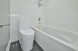 6800 N California Ave, Chicago, IL 60645 - Photo 25