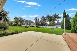 7339 S Park Ave, Burr Ridge, IL 60527 - Photo 19