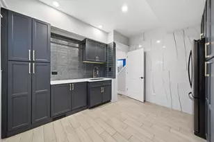 1614 Darien Club Dr, Darien, IL 60561 - Photo 19