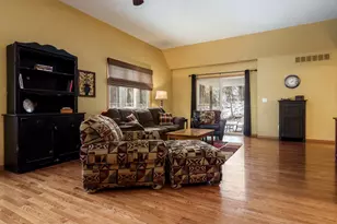 5788 Jackie's Dr, Loves Park, IL 61111 - Photo 9