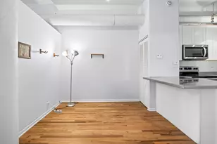 801 S Wells St, Chicago, IL 60607 - Photo 9