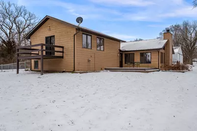 8087 Auburn Road, Winnebago, IL 61088 - Photo 23