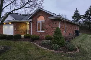 27106 S Fountainview Dr, Crete, IL 60417 - Photo 3