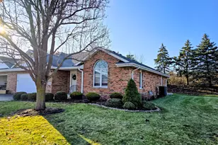 27106 S Fountainview Dr, Crete, IL 60417 - Photo 1