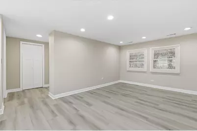 8305 S Maryland Avenue, Chicago, IL 60619 - Photo 21