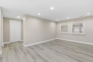 8305 S Maryland Ave, Chicago, IL 60619 - Photo 21