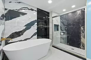 8305 S Maryland Ave, Chicago, IL 60619 - Photo 23