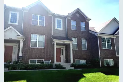 928 Charlton Lane, Naperville, IL 60563 - Photo 1