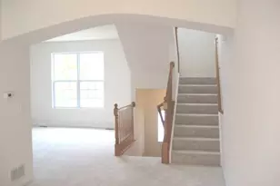 928 Charlton Ln, Naperville, IL 60563 - Photo 3