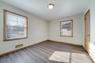 2328 Pierce Ave, Rockford, IL 61103 - Photo 15