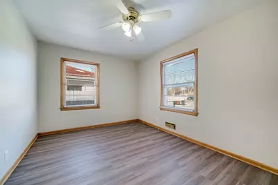 2328 Pierce Avenue, Rockford, IL 61103 - Photo 17