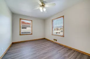 2328 Pierce Ave, Rockford, IL 61103 - Photo 17