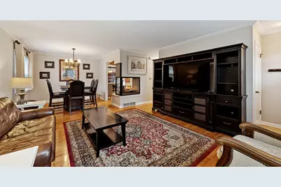 151 Walton Street, Barrington, IL 60010 - Photo 3