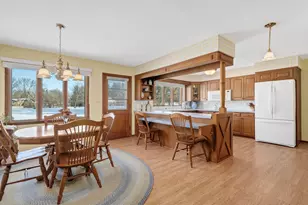 28W472 Cape Ave, West Chicago, IL 60185 - Photo 7