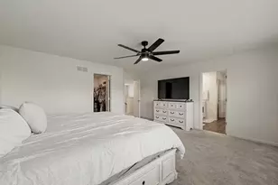 1009 Persimmon Ct, Crystal Lake, IL 60012 - Photo 25