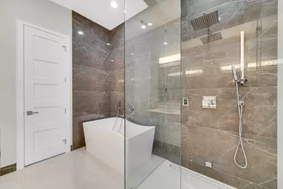 819 N Hoyne Avenue #1, Chicago, IL 60622 - Photo 17