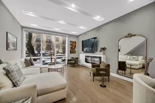 819 N Hoyne Ave, Chicago, IL 60622 - Photo 5