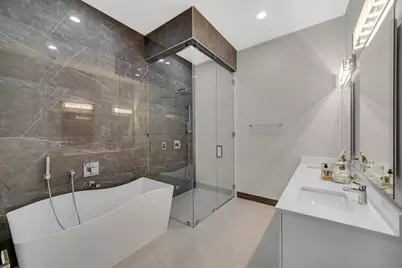 819 N Hoyne Avenue #1, Chicago, IL 60622 - Photo 15