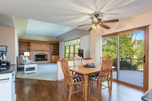 833 E Sterling Ave, West Chicago, IL 60185 - Photo 13