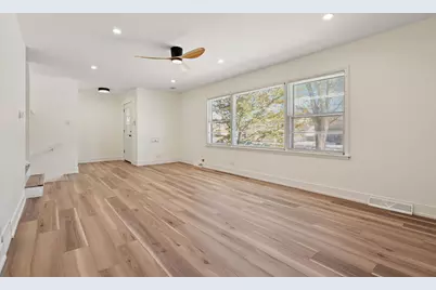 16030 University Avenue, South Holland, IL 60473 - Photo 15