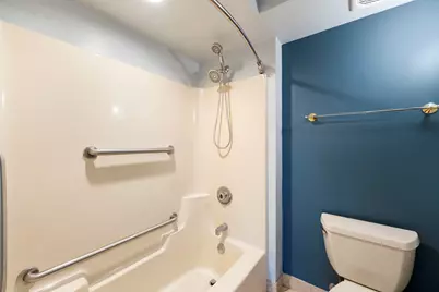 6421 Pershing Road #404, Stickney, IL 60402 - Photo 21