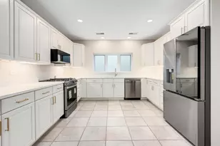 20 Natoma Dr, Oak Brook, IL 60523 - Photo 39