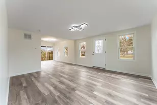 142 Jefferson St, Montgomery, IL 60538 - Photo 3