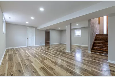 1096 Beechwood Road, Buffalo Grove, IL 60089 - Photo 19