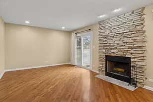 30W539 Fairway Dr, Naperville, IL 60563 - Photo 13