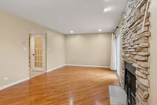 30W539 Fairway Dr, Naperville, IL 60563 - Photo 11