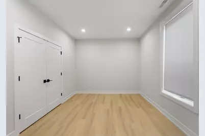 5008 S Prairie Avenue, Chicago, IL 60615 - Photo 13