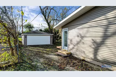 [Address not provided], McHenry, IL 60050 - Photo 17